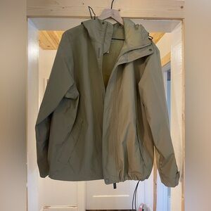 L.L. Bean Men's Khaki Raincoat